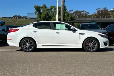 More photos of 2015 Kia Optima SXL at Mossy Honda, CA