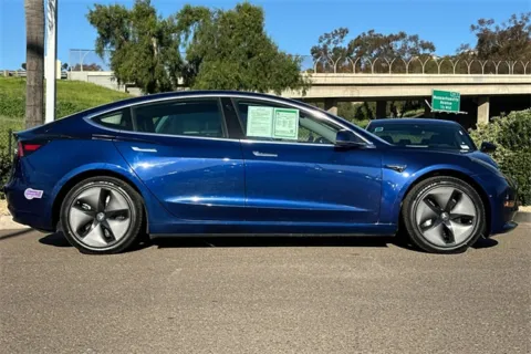 More photos of 2018 Tesla Model 3 Long Range at Mossy Honda, CA
