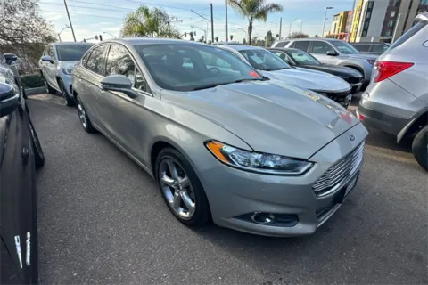 Photos of 2016 Ford Fusion SE for sale in Lemon Grove, CA at Mossy Honda