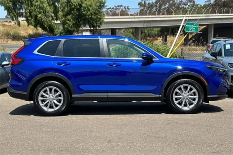 More photos of 2025 Honda CR-V EX-L at Mossy Honda, CA
