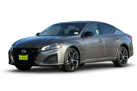 Photos of 2023 Nissan Altima 2.5 SR for sale in Lemon Grove, CA at Mossy Honda