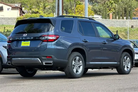 More photos of 2026 Honda Pilot EX-L at Mossy Honda, CA