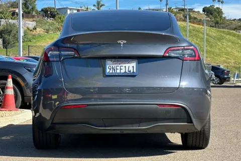 More photos of 2023 Tesla Model Y Long Range at Mossy Honda, CA