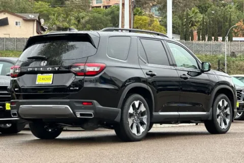 More photos of 2026 Honda Pilot Elite at Mossy Honda, CA