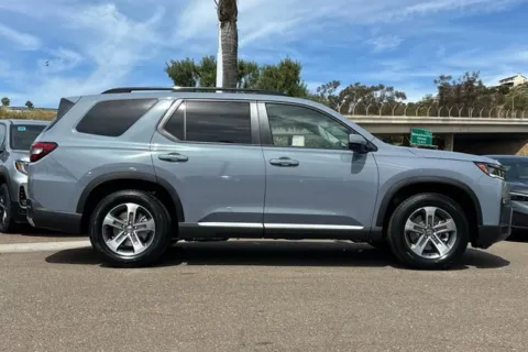 More photos of 2026 Honda Pilot EX-L at Mossy Honda, CA