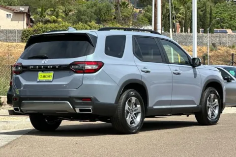 More photos of 2026 Honda Pilot EX-L at Mossy Honda, CA