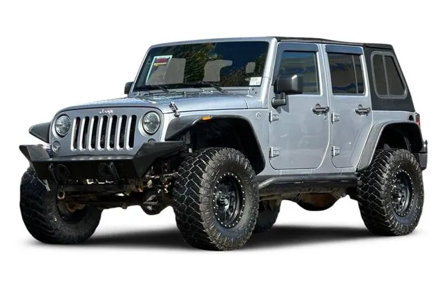 Silver 2015 Jeep Wrangler Unlimited Rubicon for sale in Lemon Grove, CA