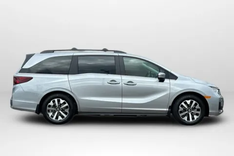More photos of 2026 Honda Odyssey EX-L at Mossy Honda, CA
