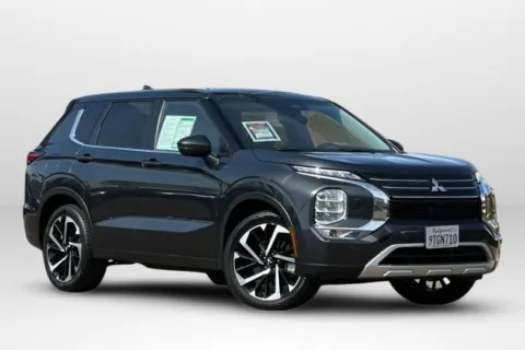 Photos of 2024 Mitsubishi Outlander SE for sale in Lemon Grove, CA at Mossy Honda