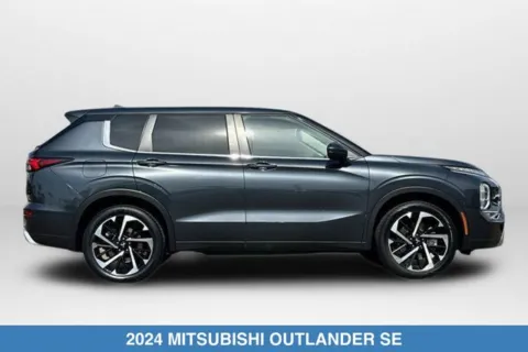 Another view of 2024 Mitsubishi Outlander SE for sale in Lemon Grove, CA at Mossy Honda