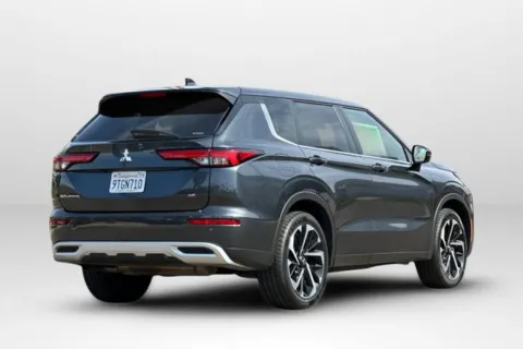 More photos of 2024 Mitsubishi Outlander SE at Mossy Honda, CA