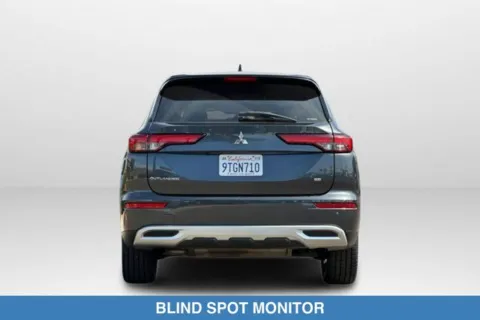 More photos of 2024 Mitsubishi Outlander SE at Mossy Honda, CA