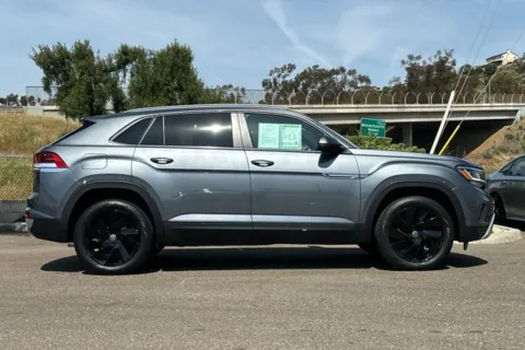 More photos of 2020 Volkswagen Atlas Cross Sport 3.6L V6 SE w/Technology at Mossy Honda, CA