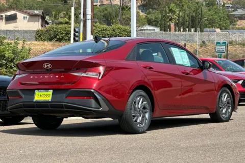 More photos of 2024 Hyundai Elantra SEL at Mossy Honda, CA