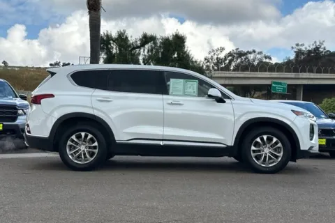More photos of 2020 Hyundai Santa Fe SEL at Mossy Honda, CA