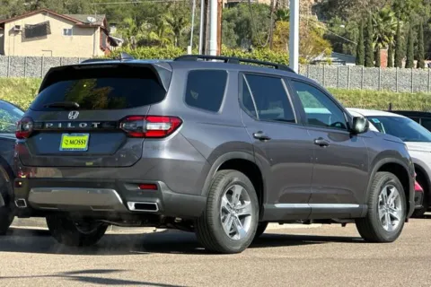 More photos of 2026 Honda Pilot EX-L at Mossy Honda, CA