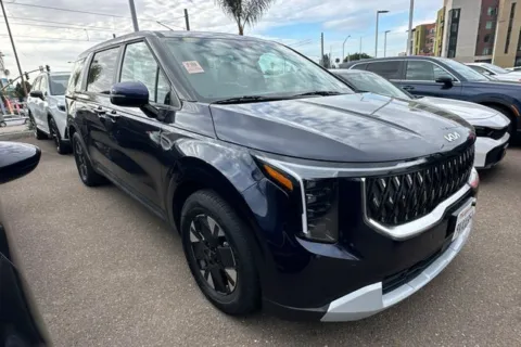 Photos of 2026 Kia Carnival Hybrid LXS for sale in Lemon Grove, CA at Mossy Honda