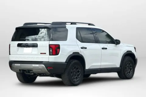 More photos of 2026 Honda Passport TrailSport Elite Blackout at Mossy Honda, CA