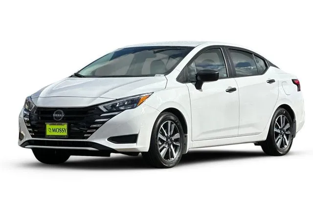 2025 Nissan Versa Sedan