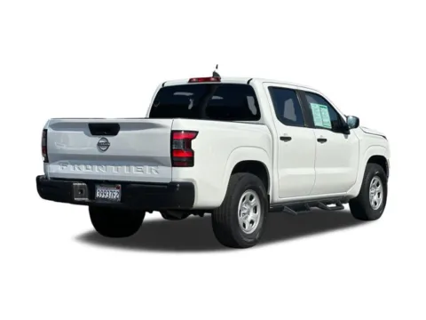 More photos of 2022 Nissan Frontier S at Mossy Honda, CA