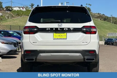 More photos of 2026 Honda Pilot Elite at Mossy Honda, CA