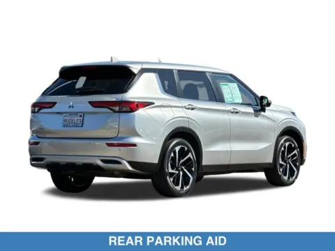 More photos of 2024 Mitsubishi Outlander SE at Mossy Honda, CA