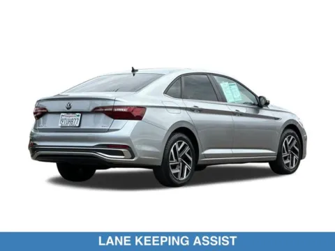 More photos of 2022 Volkswagen Jetta 1.5T SEL at Mossy Honda, CA