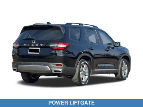 More photos of 2026 Honda Pilot EX-L at Mossy Honda, CA