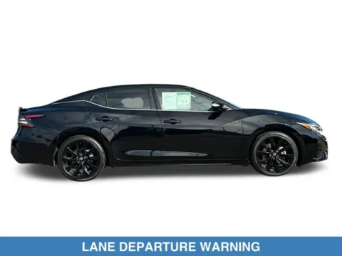More photos of 2023 Nissan Maxima SR at Mossy Honda, CA