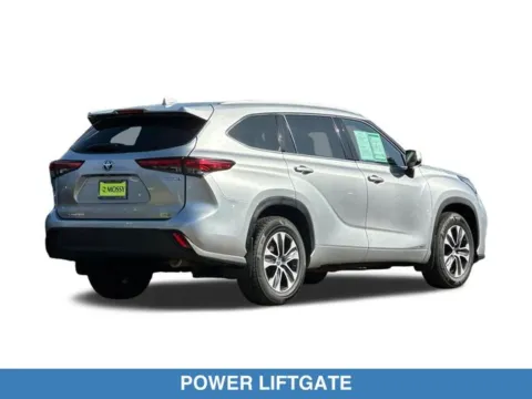 More photos of 2022 Toyota Highlander Hybrid XLE at Mossy Honda, CA