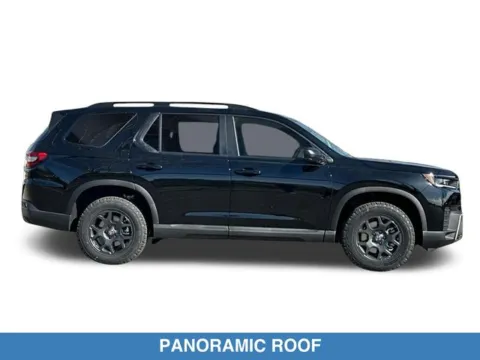 More photos of 2026 Honda Pilot TrailSport at Mossy Honda, CA