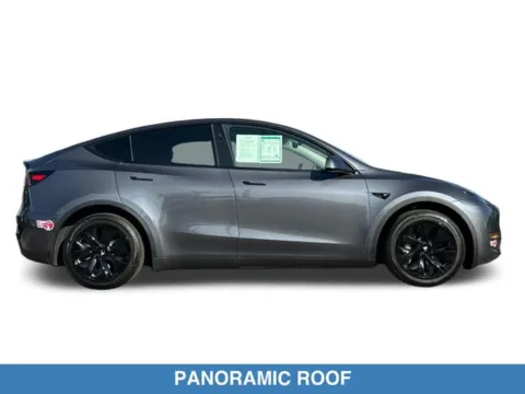 More photos of 2023 Tesla Model Y Long Range at Mossy Honda, CA