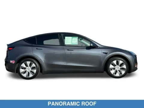 More photos of 2023 Tesla Model Y Long Range at Mossy Honda, CA