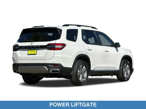 More photos of 2026 Honda Pilot EX-L at Mossy Honda, CA