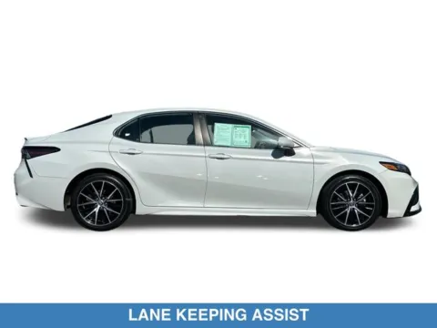 More photos of 2023 Toyota Camry SE at Mossy Honda, CA