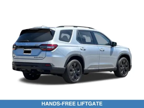 More photos of 2026 Honda Pilot Black Edition at Mossy Honda, CA