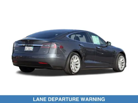 More photos of 2018 Tesla Model S 75D at Mossy Honda, CA