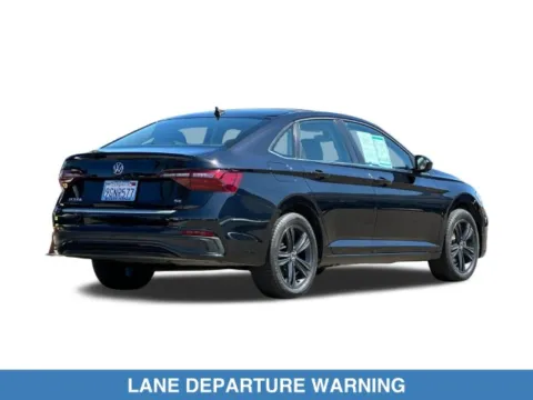 More photos of 2023 Volkswagen Jetta 1.5T SE at Mossy Honda, CA
