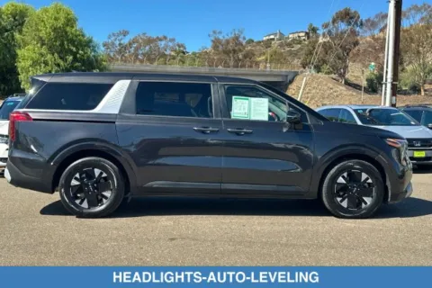 More photos of 2026 Kia Carnival Hybrid LXS at Mossy Honda, CA