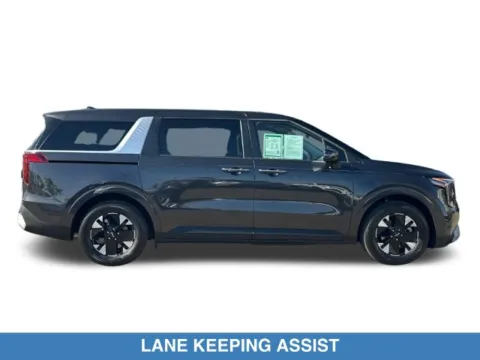 More photos of 2026 Kia Carnival Hybrid LXS at Mossy Honda, CA
