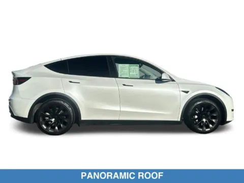 More photos of 2023 Tesla Model Y Long Range at Mossy Honda, CA