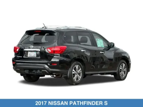 More photos of 2017 Nissan Pathfinder S at Mossy Honda, CA