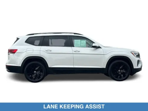 More photos of 2026 Volkswagen Atlas SE w/Technology at Mossy Honda, CA