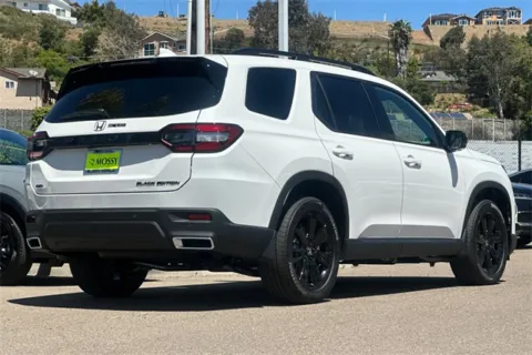 More photos of 2025 Honda Pilot Black Edition at Mossy Honda, CA