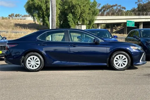 More photos of 2022 Toyota Camry Hybrid LE at Mossy Honda, CA
