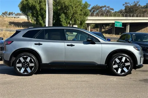 More photos of 2024 Honda Prologue Elite at Mossy Honda, CA