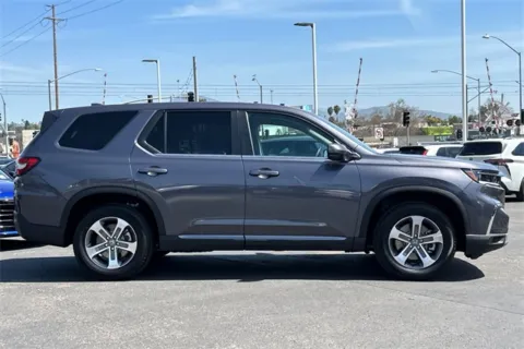 More photos of 2025 Honda Pilot EX-L at Mossy Honda, CA