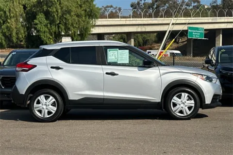 More photos of 2019 Nissan Kicks S at Mossy Honda, CA