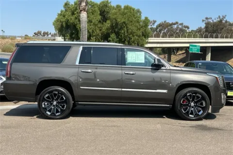 More photos of 2020 Cadillac Escalade ESV Premium at Mossy Honda, CA