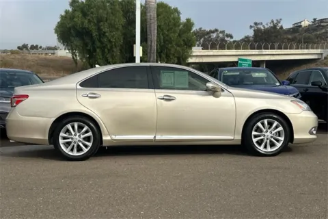 More photos of 2011 Lexus ES 350 at Mossy Honda, CA